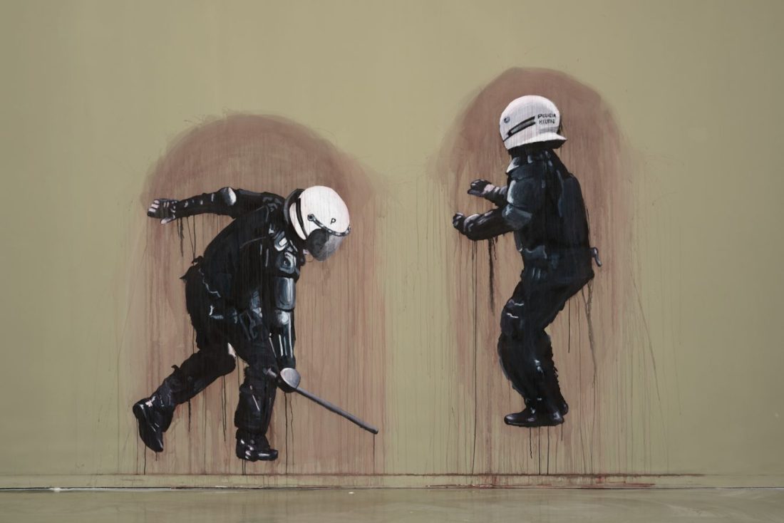 A polícia vai, a polícia vem Dora Longo Bahia A polícia vai, a polícia vem, 2017 Exhibition view © Edouard Fraipont